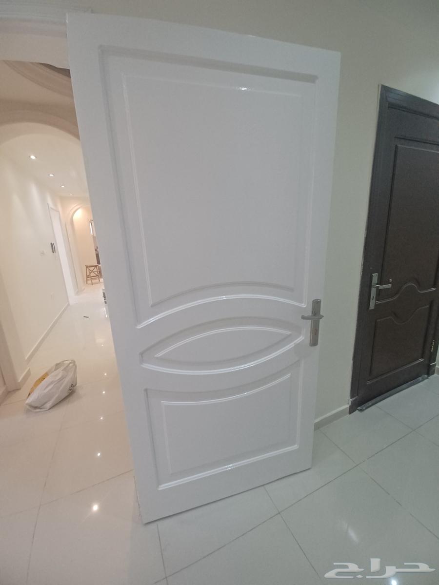 لخدمتكم للعوازل وجميع الدهانات والديكورات الداخليه والخارجيه64506428201858110