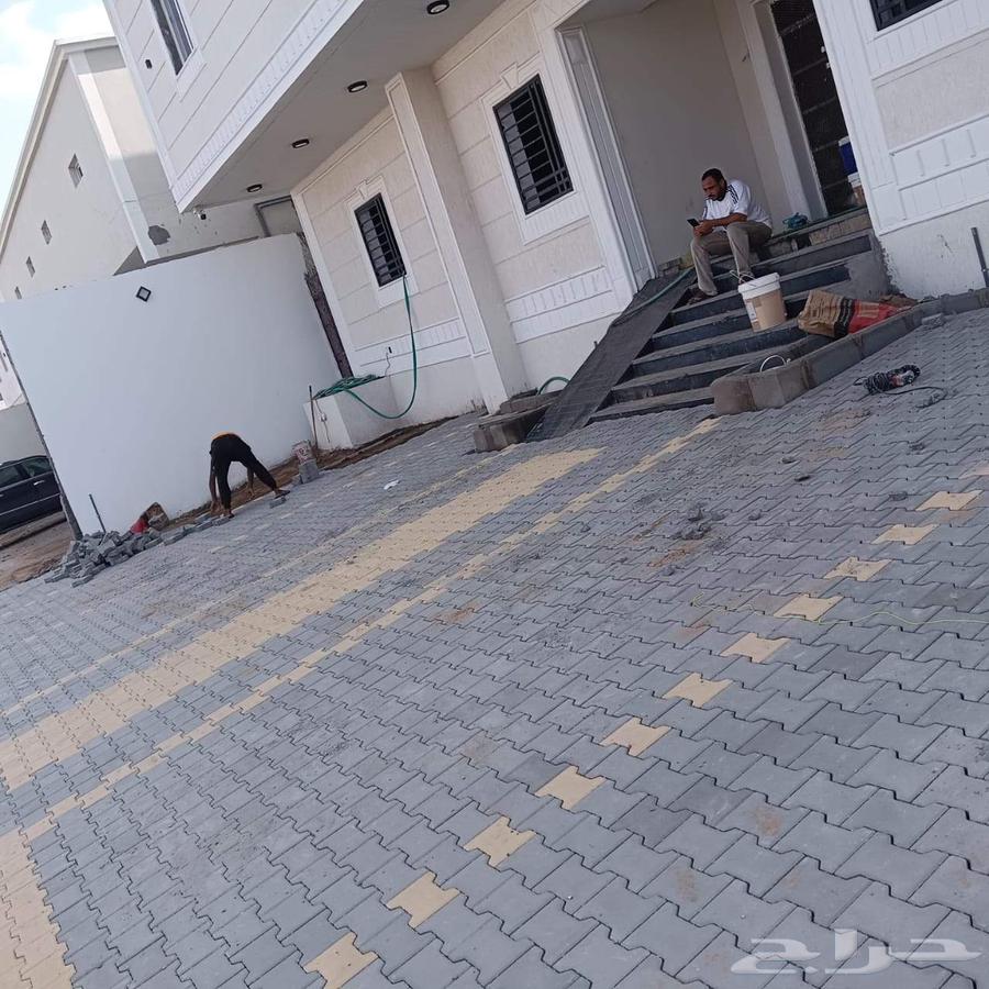 Interlock, bendera, and waste teacher for schools, hospitals, parks, and public roads64506491026946113