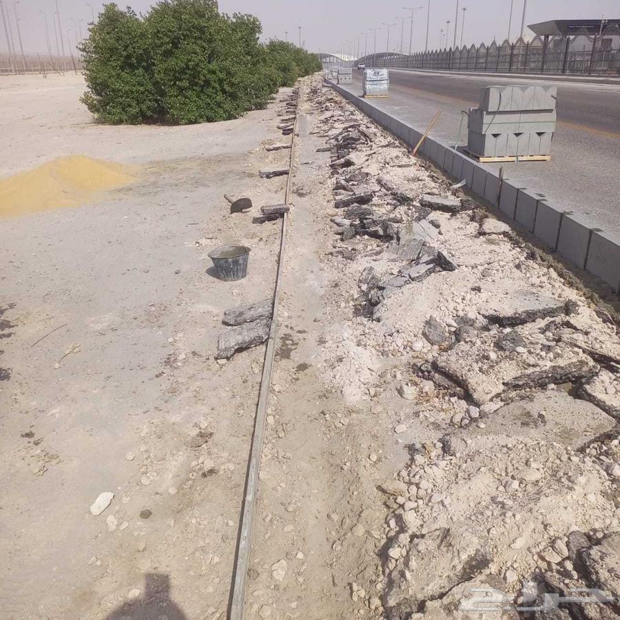 Installation of curbs and interlock64513510910467111