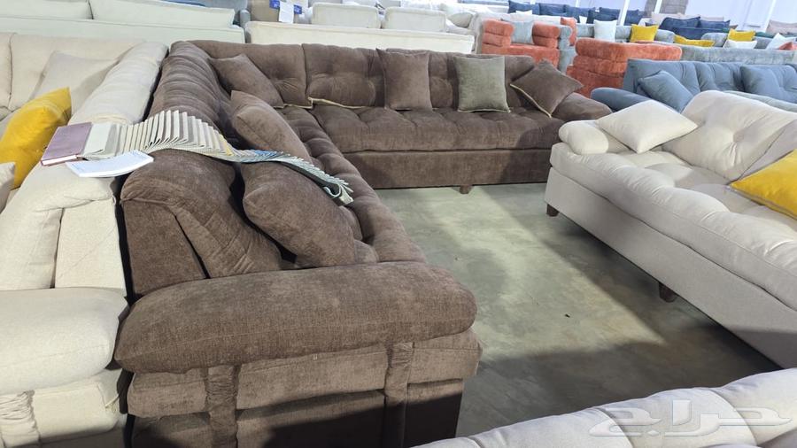 يوجد لدينا كنب جاهز وتفصيل حسب الطلب64506347577345111