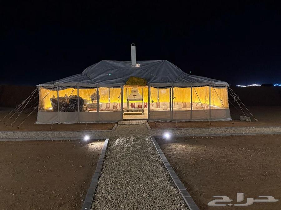 Installation of fixed and mobile tents64513494842371114