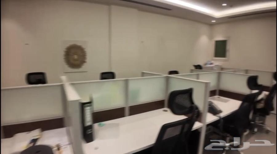 مكتب فاخر للتقبيل بسعر مميز على الدائري الشمالي مخرج 664513493767297113