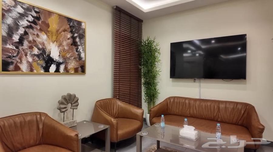 مكتب فاخر للتقبيل بسعر مميز على الدائري الشمالي مخرج 664513493767297111