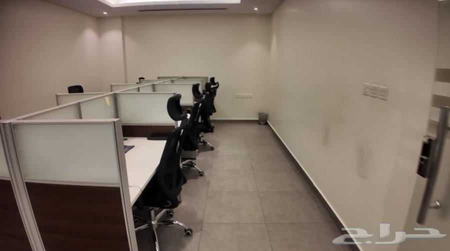 مكتب فاخر للتقبيل بسعر مميز على الدائري الشمالي مخرج 664513493767297112