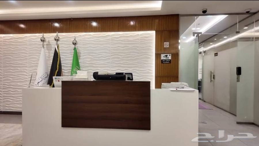 مكتب فاخر للتقبيل بسعر مميز على الدائري الشمالي مخرج 664513493767297110