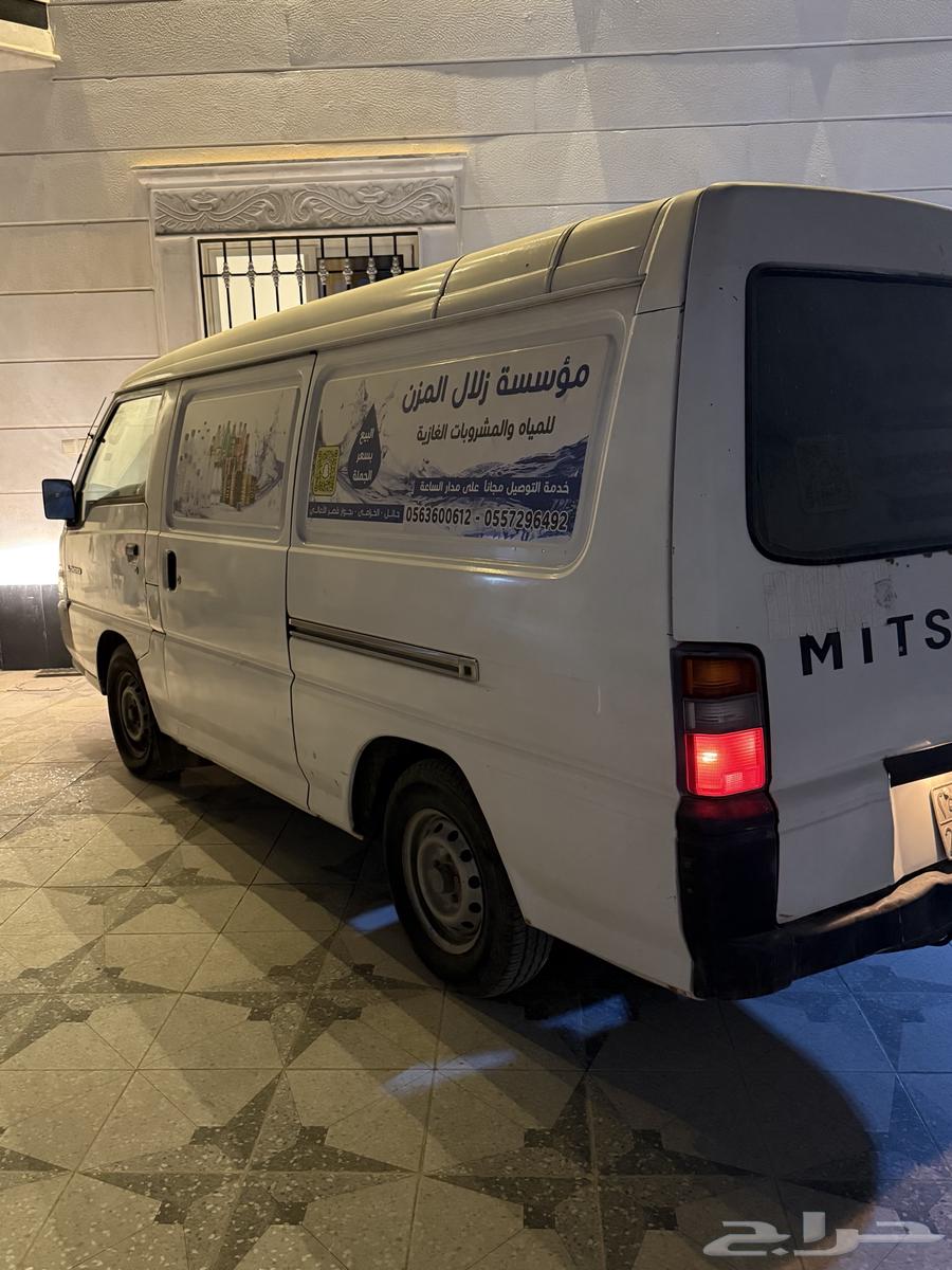 باص نقل بضائع64506395196802110