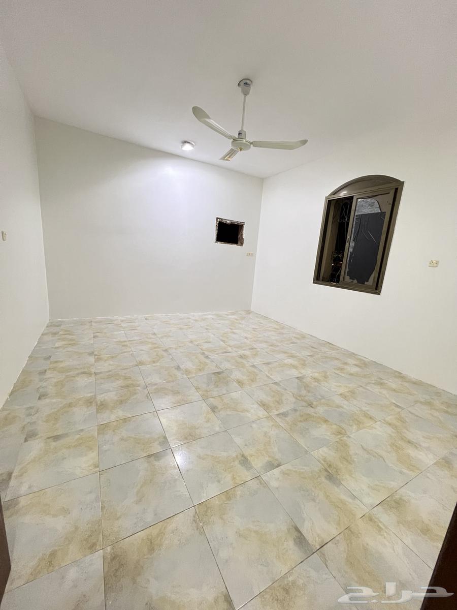 للإيجار شقة في السلمانية بالهفوف64506231193475113