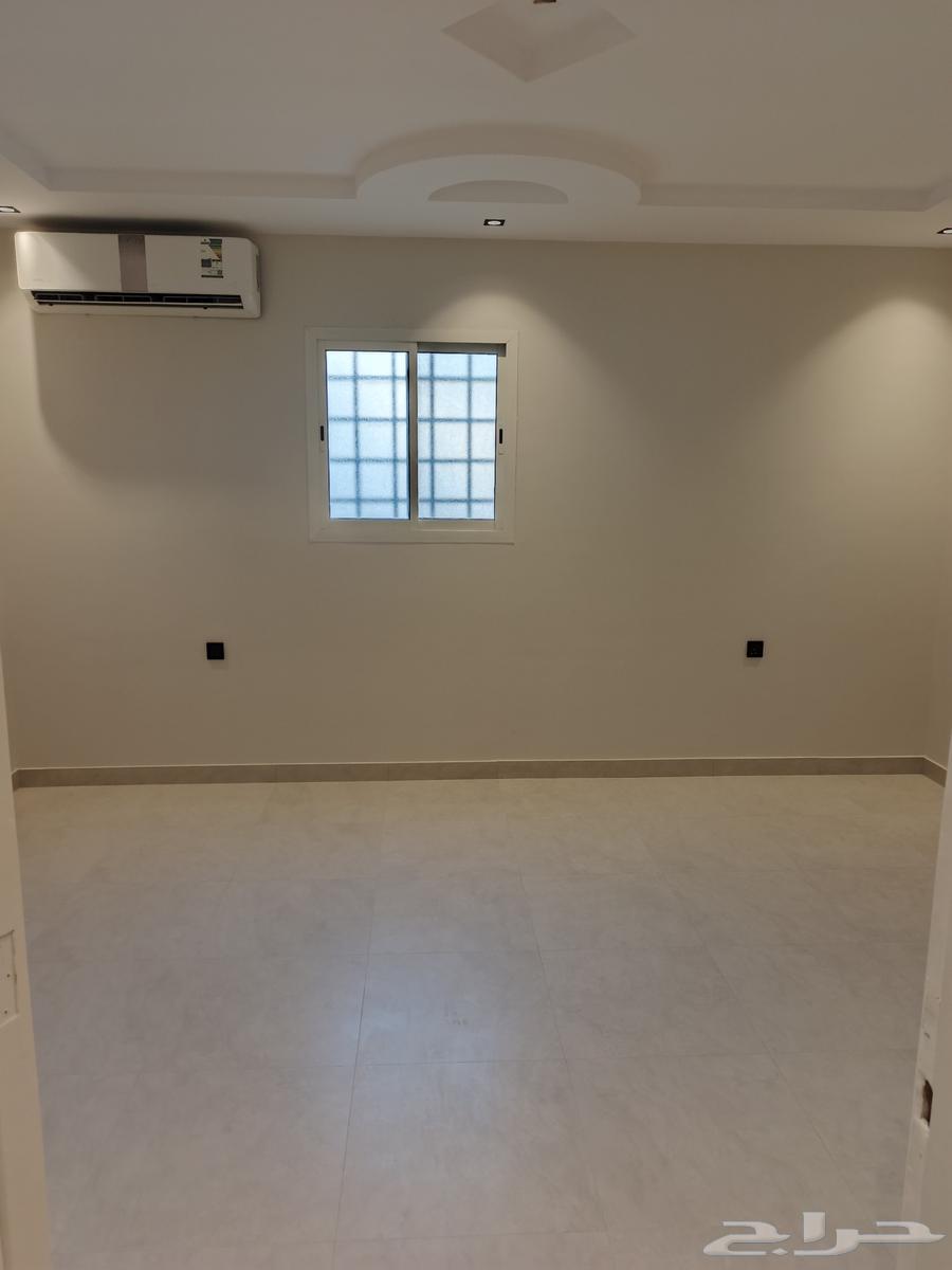 شقه فخمه للايجار شمال الرياض حى حطين64506263046657114