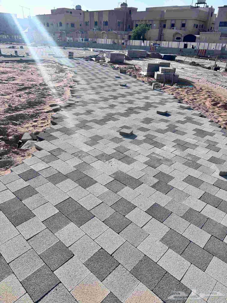 Installation of curbs and interlock64513510910467114