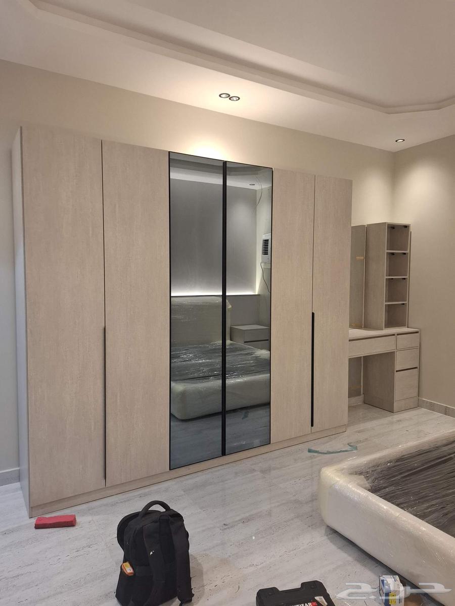 Bedroom carpenter for installing wardrobes, kitchen cabinets, offices, door installation, closet installation64506281667587111