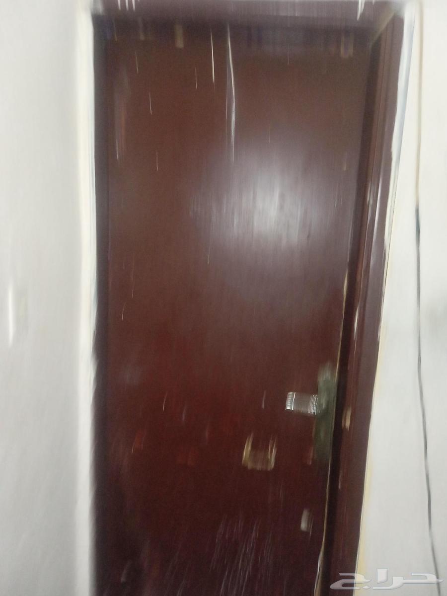 Carpenter technician for opening doors and installing locks in Dammam, Khobar, and Al-Qatif64501732202113111