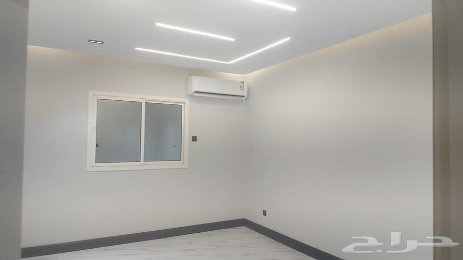 فرصة شقة للايجار تبعد خمس دقائق عن الكرونيش64506263029634111