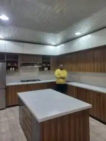 معلم المنيوم متنقل في جده64513510793857114