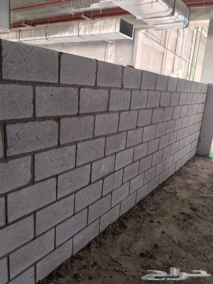 Construction workers and crushers available within Taif64506378986113111