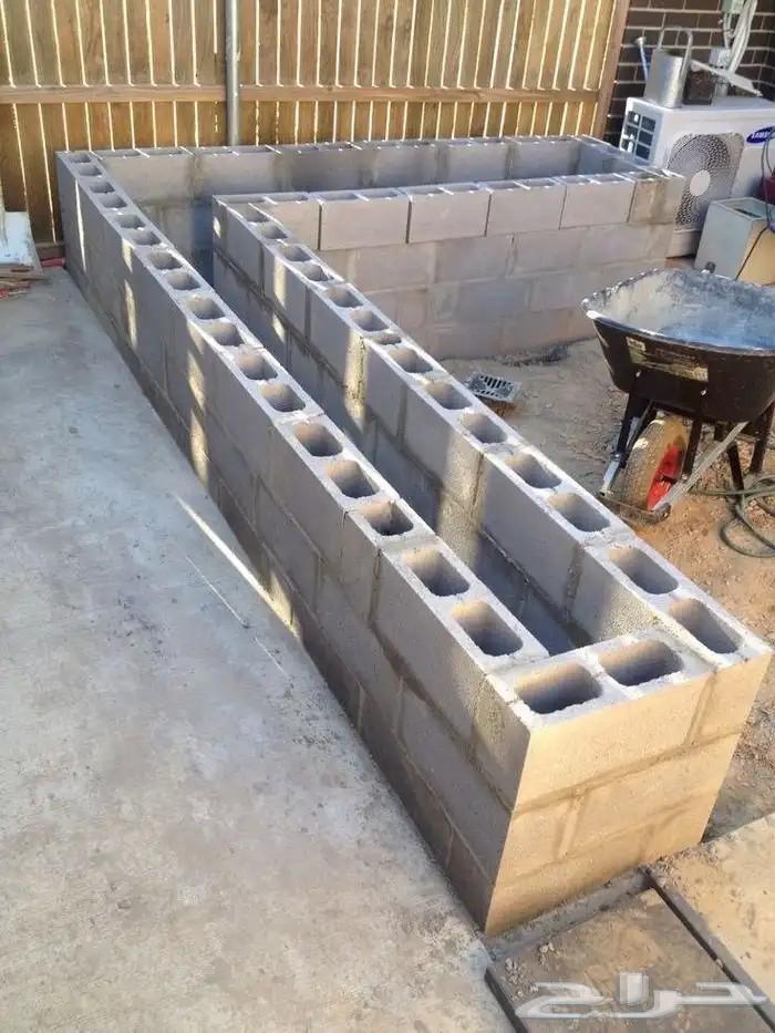 Construction workers and crushers available within Taif64506378986113114