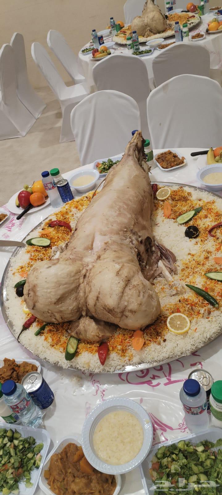 Mobile chef with pots, slaughtered meat, traditional dishes, jareesh, qursan, mandi64506331805955111