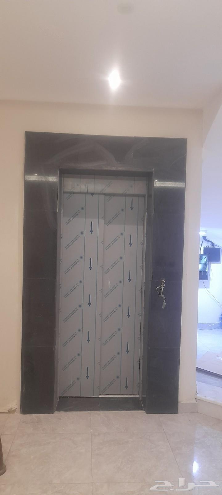 Manthar Ahmed for installing wall and floor tiles and marble64506379102721111