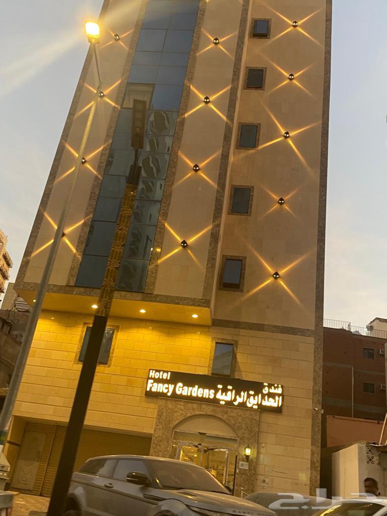 Electrical technician for installation, setup, and maintenance of surveillance cameras, alarm systems, and intercoms64513542967553113