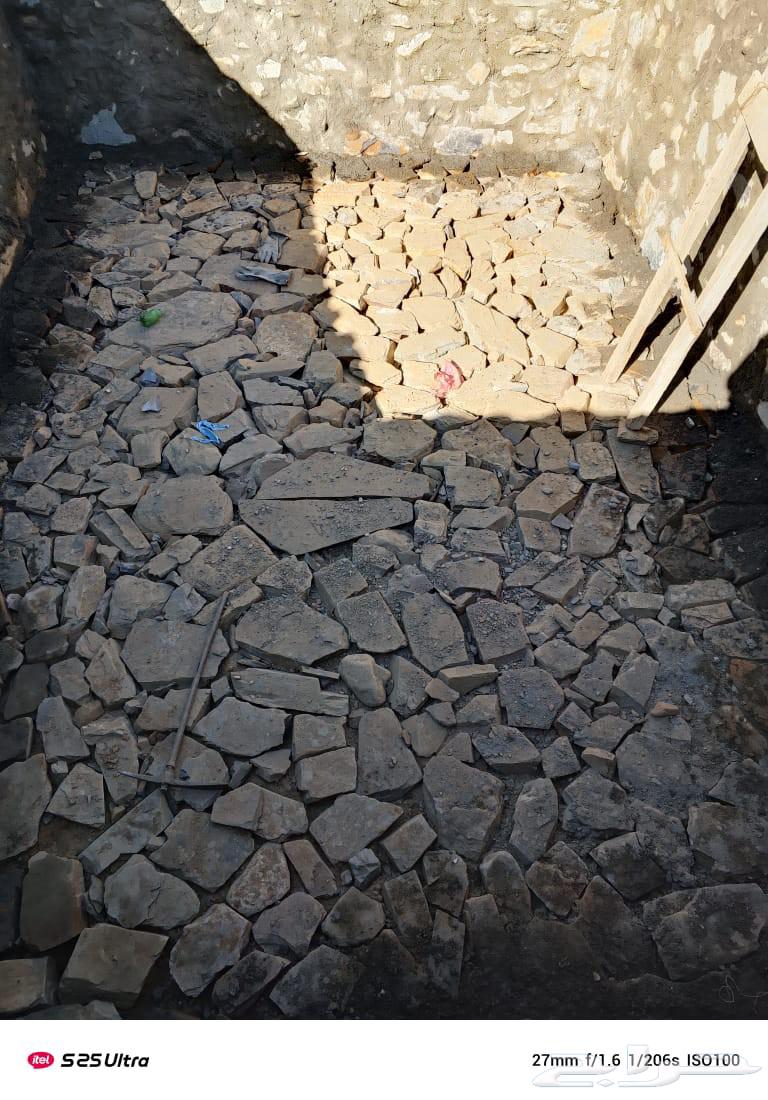 Bouklin stone contractor with manual work for Gibion and tiles64506491641475110