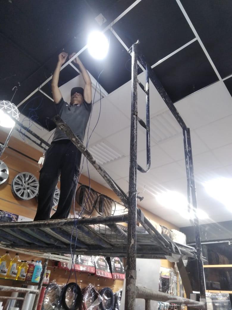 Installation of False Ceiling64513573037826112