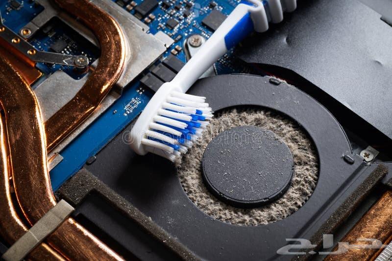 صيانة جهاز الحاسوب واللابتوب64506346929281111