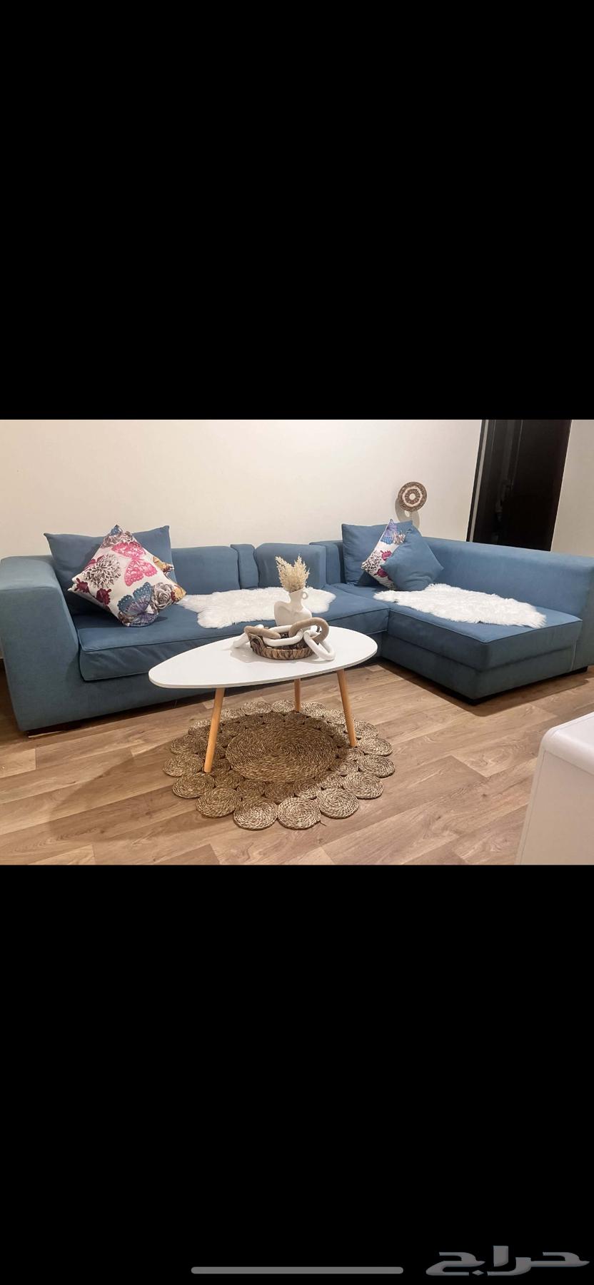 ركنه من هوم سنتر وكنبه ثلاثيه من ايكيا64501732396418111