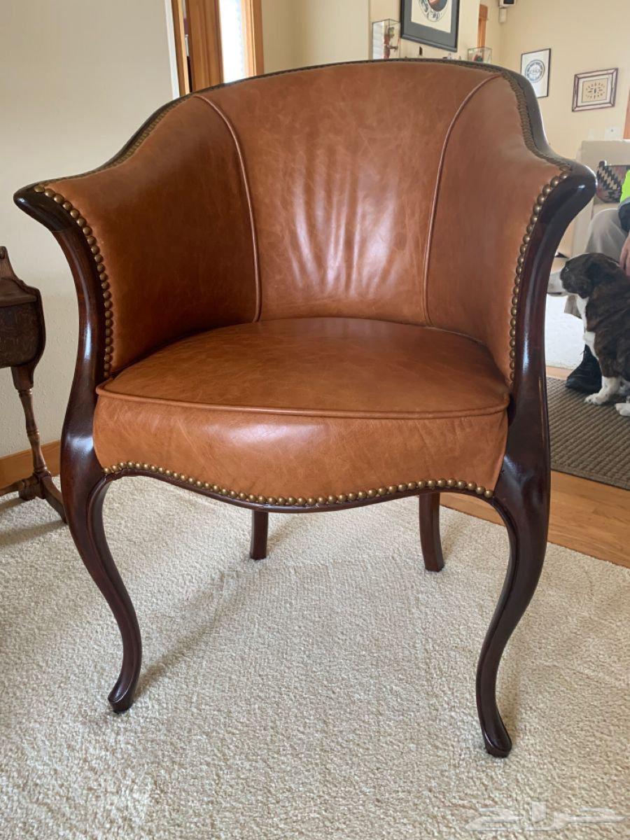 Classic sofa details and modern sofa64506506945155110