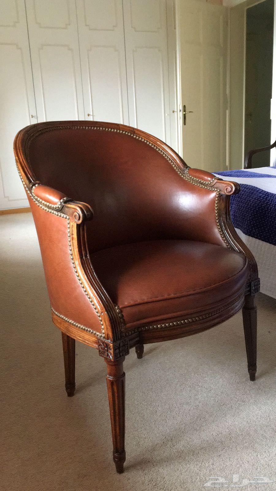 Classic sofa details and modern sofa64506506945155111