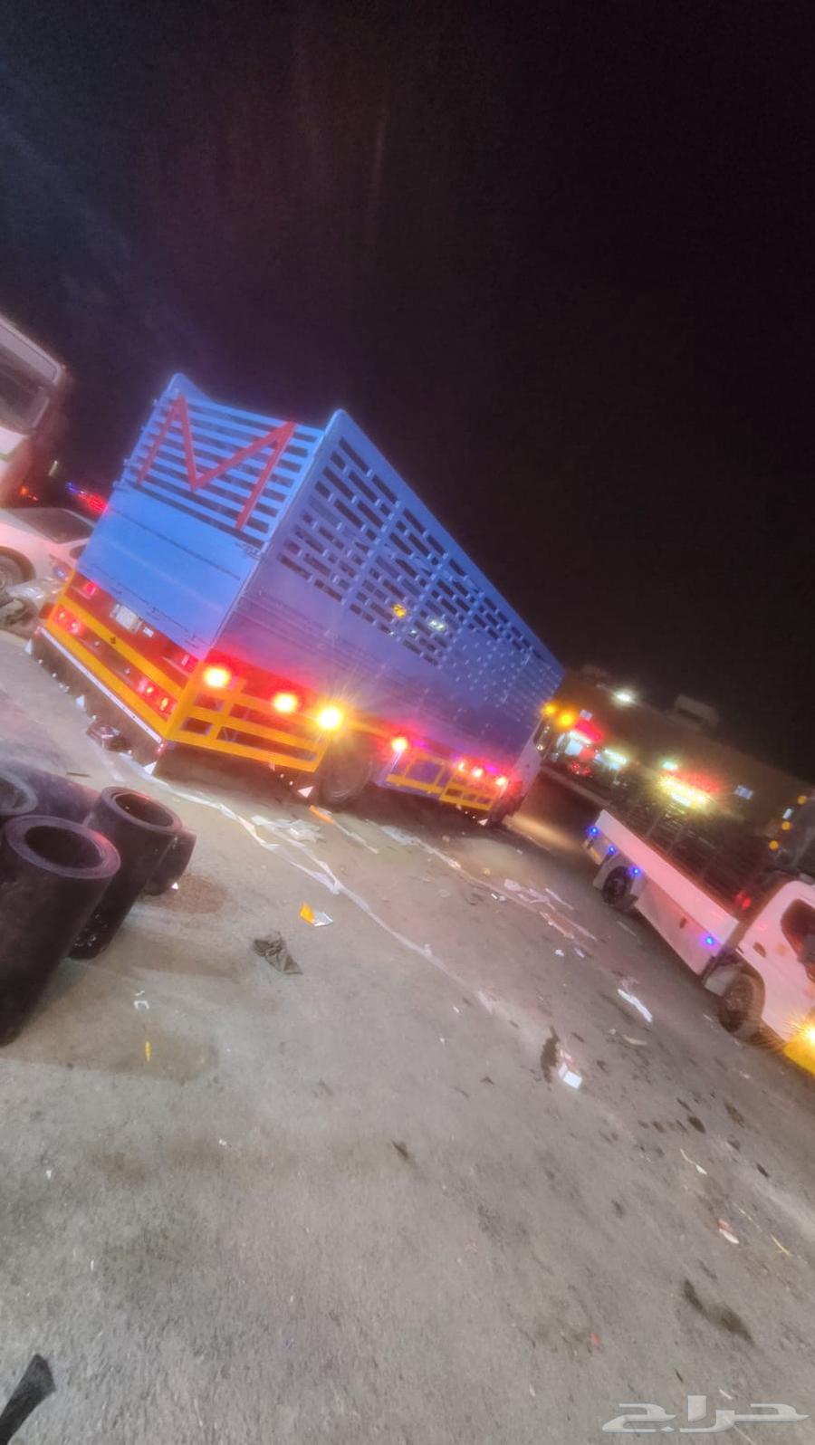 7.5-meter high net truck for transportation within and outside Riyadh64501731365121114