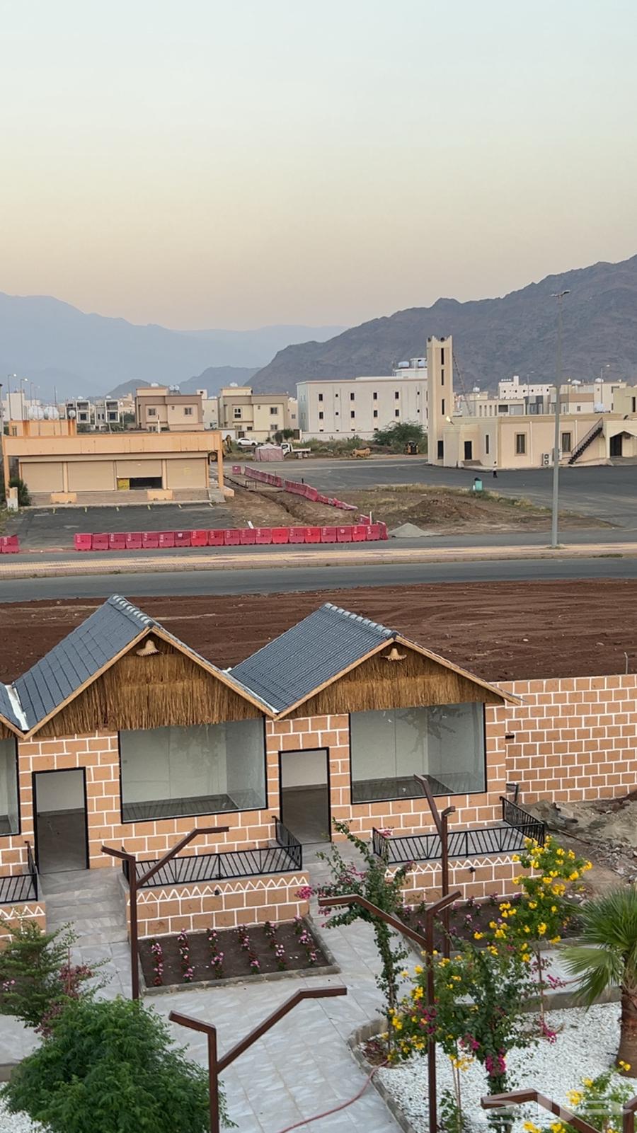 Glass and script installation 12m64518309555073114