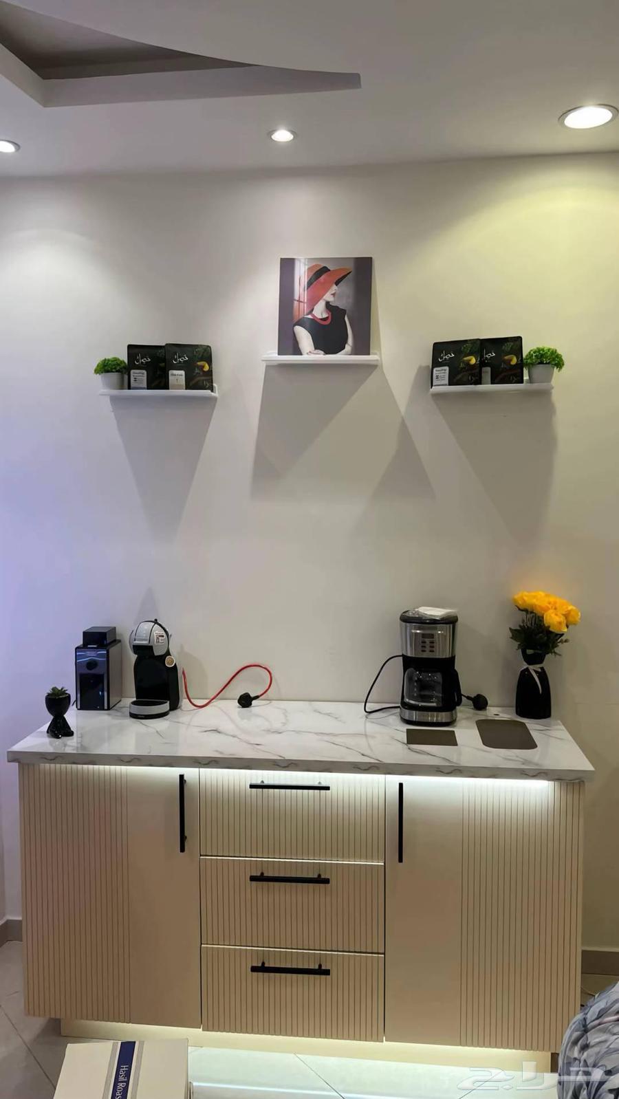 Custom-made tables according to your request64518180823555110