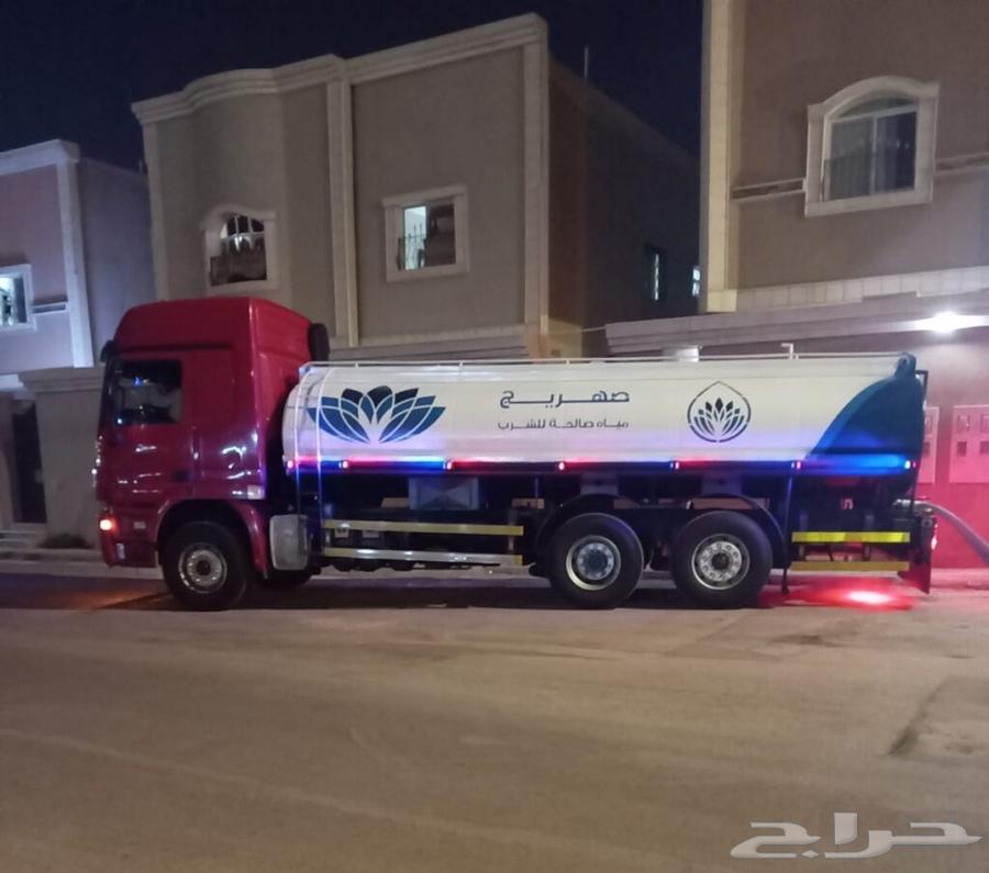 Water tanker for desalinated drinking water, 24-hour service64518308725377112
