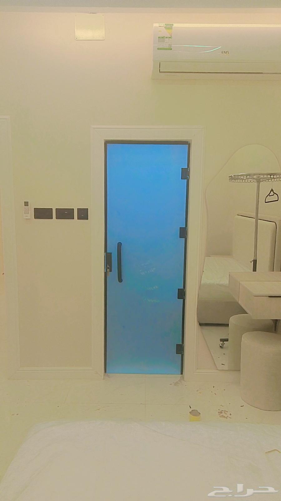 معلم تركيب ابواب زجاج سكريت الطائف64518211872131112