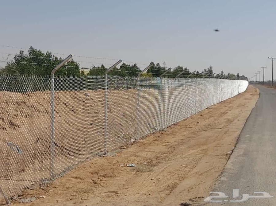 نحن نقوم بتوريد وتركيب جميع انواع الشبوكج64518066879874110