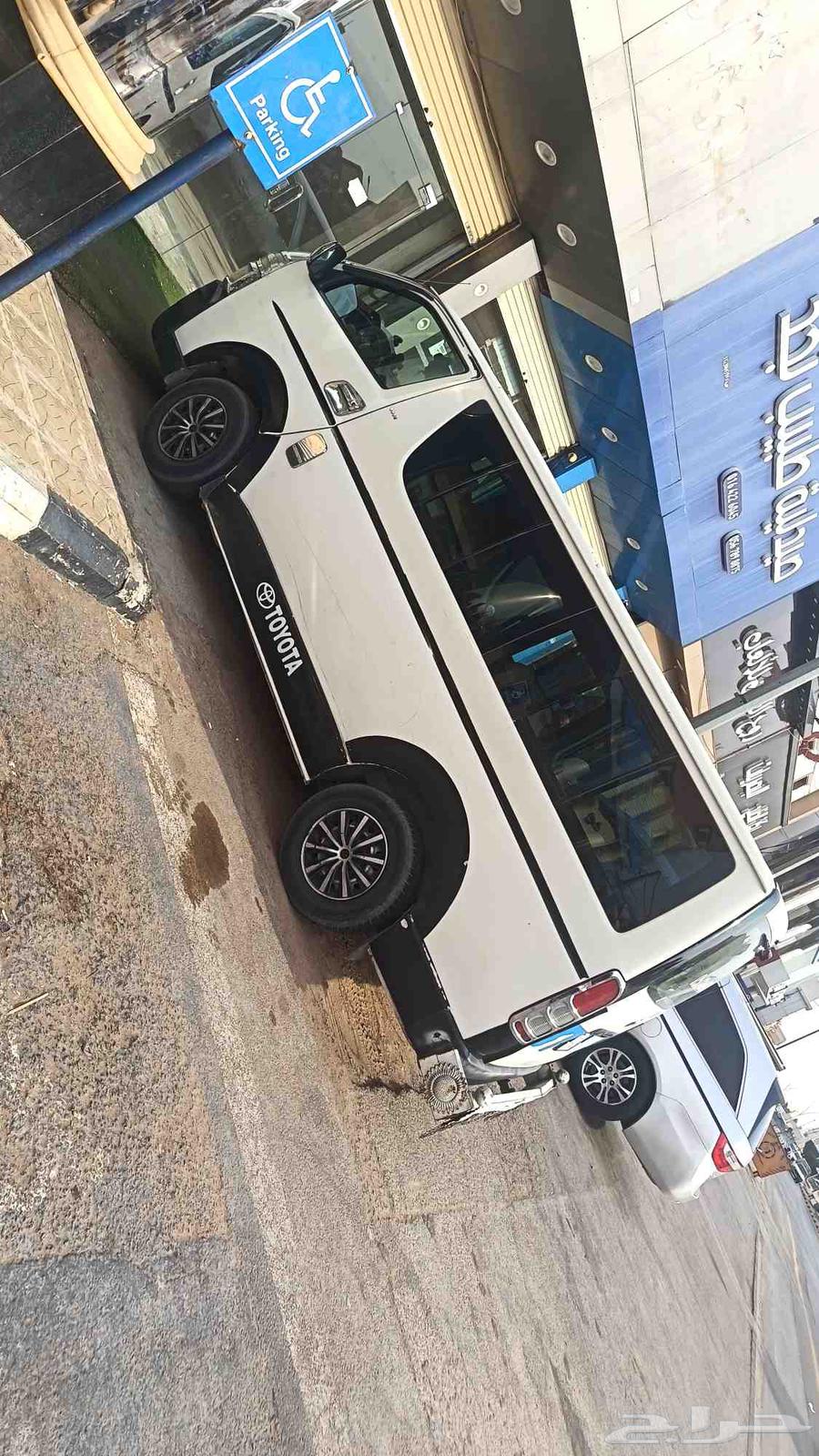 يوجد باص نقل عمل شركات ومشاوير خاصه ورحلات64518147986433111