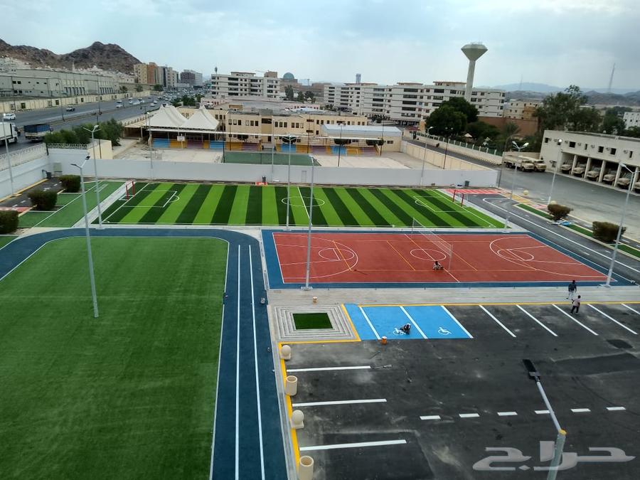 Rubber floors, artificial grass, acrylic and sports fields, games64513573689857112