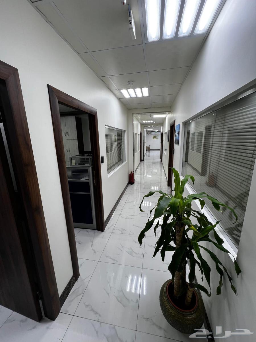 تقبيل ورشة صيانة سيارات مع مغسلة ومكاتب إدارية64524988893057114