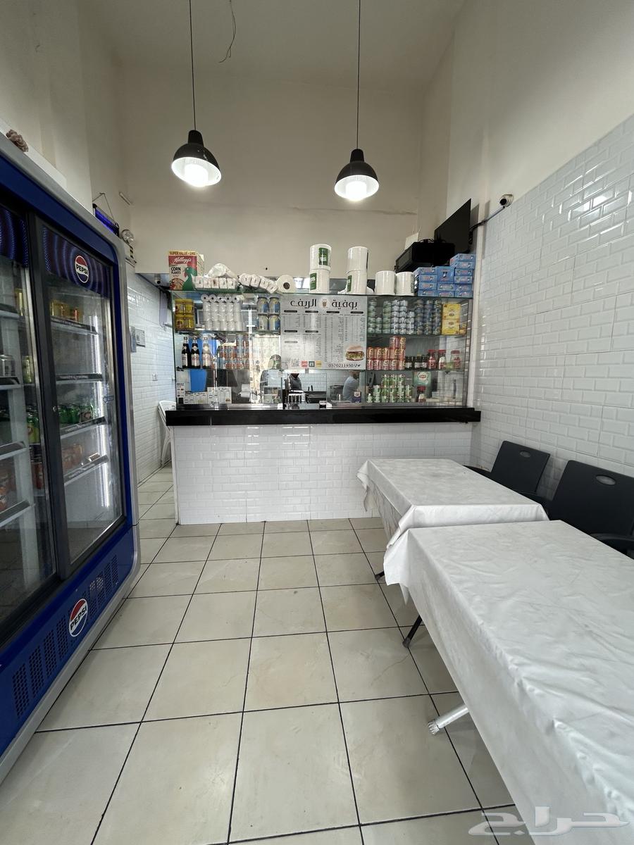 بوفيه للتقبيل على شارع تجاري حي الشعلة64518081485826112