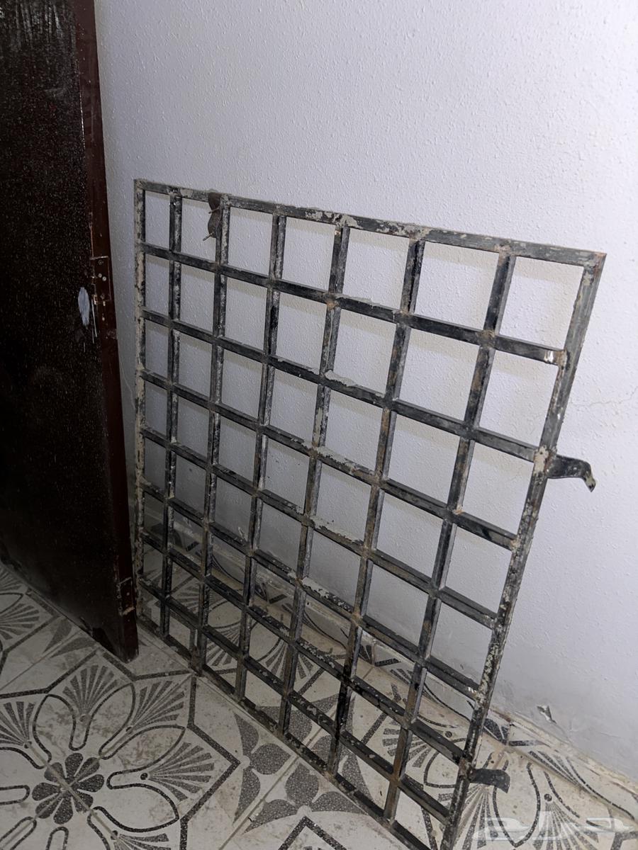 حديد شباك مستعمل للبيع64513589346819110