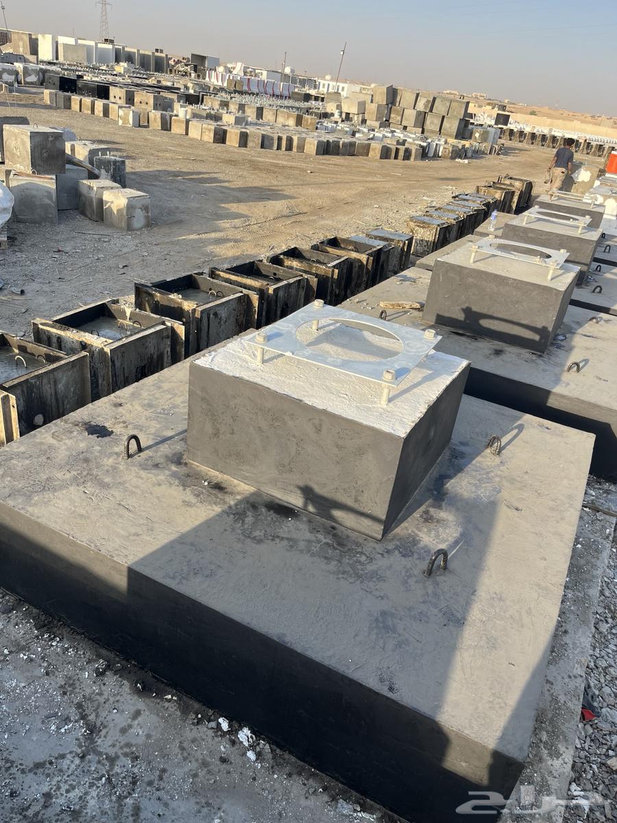 حواجز_خرسانية  منهول  قواعد_اعمدة_انارة64518051207171111