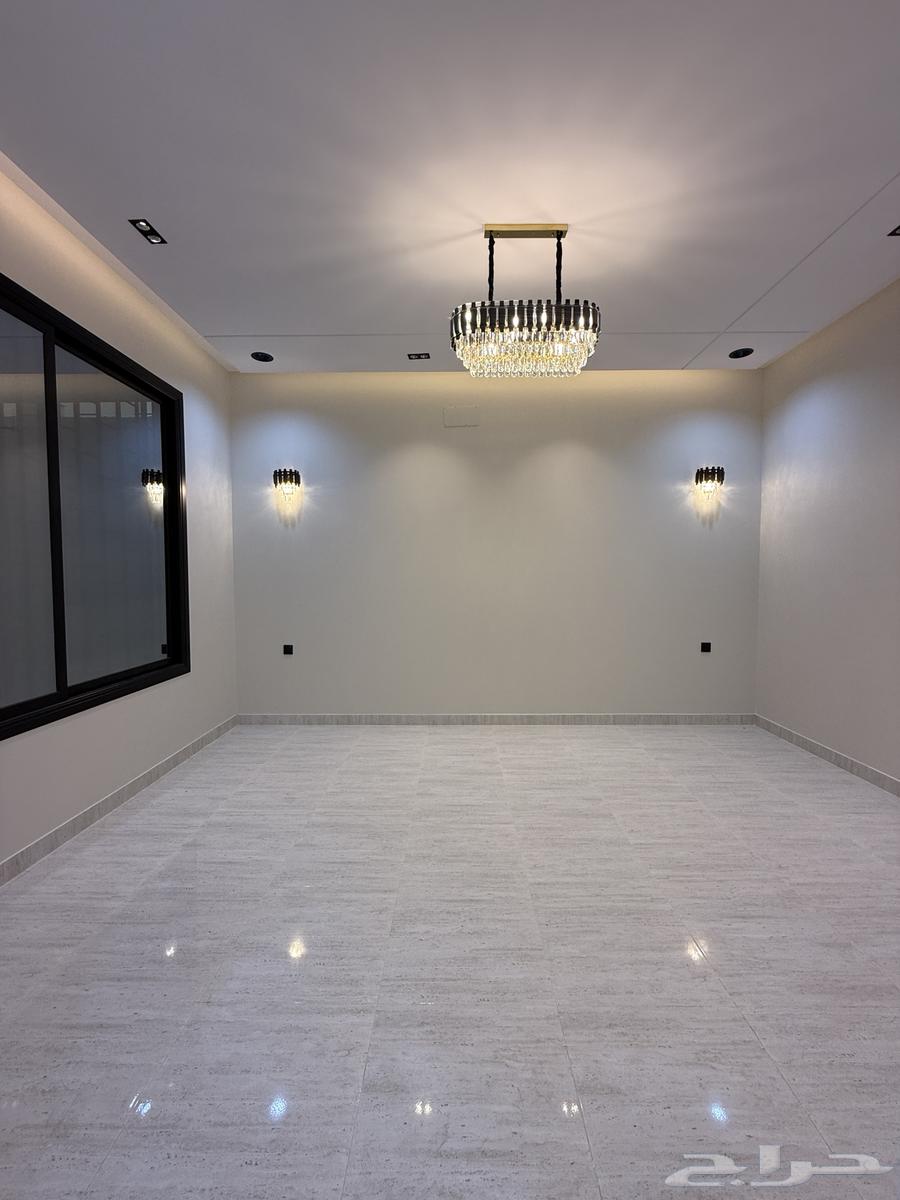 شقق ارضيه وعلويه تشطيب ممتاز واصل ج الخدمات بدره الموسي64518098574210111