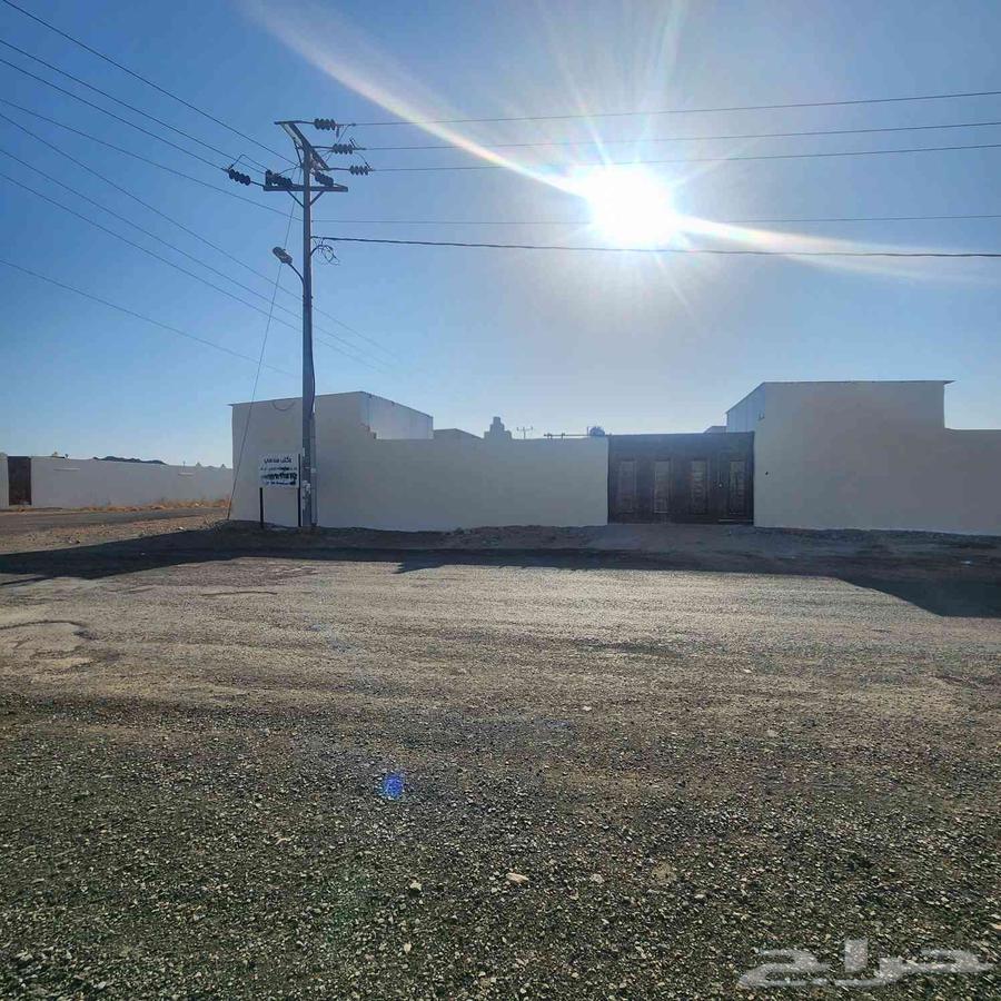 سكن و مستودع شرق مطار المدينة المنورة64518212543618110