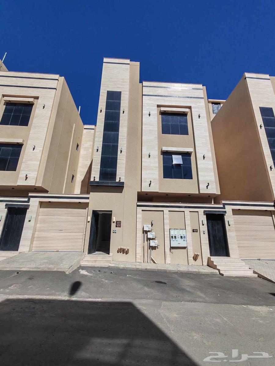 للبيع بحي الضيافه شقق علويه من 520 الف بسطح خاص مصعد شغال64518049044481111