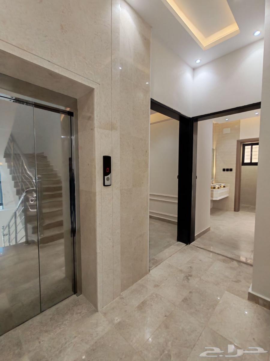 للبيع بحي الضيافه شقق علويه من 520 الف بسطح خاص مصعد شغال64518049044481114