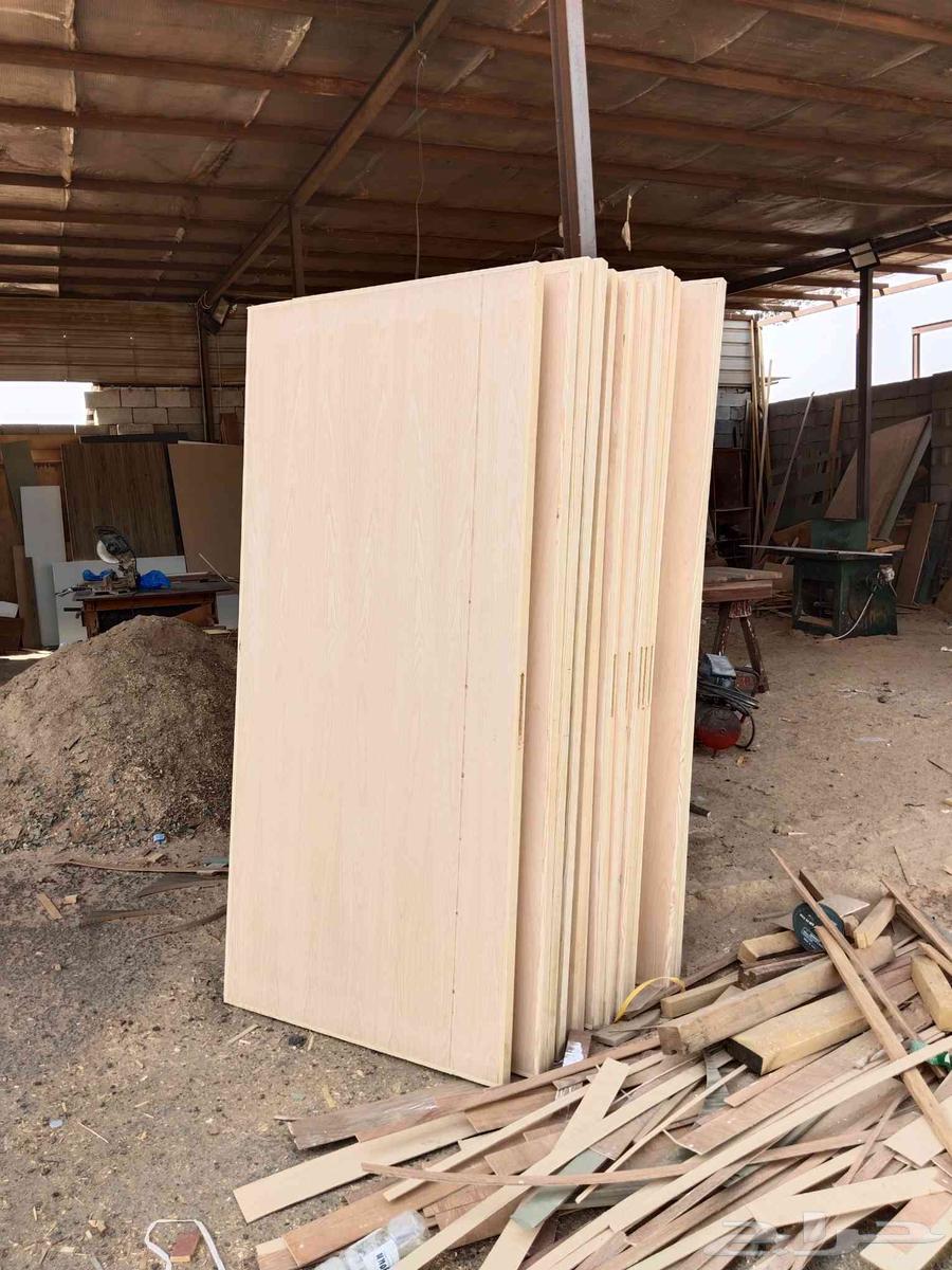 أبواب خشبية ودواليب تعمل يرجى التواصل معي64518034134531113