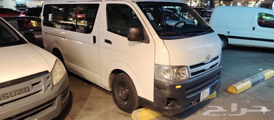 الباص للايجار بالسائق64518310483841111