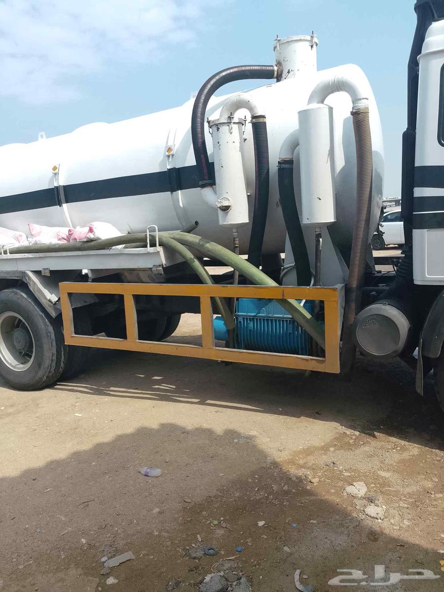 White Pure Sanitary Compressor for Unclogging Drains and Suction of Manholes in Jeddah64518164209923111