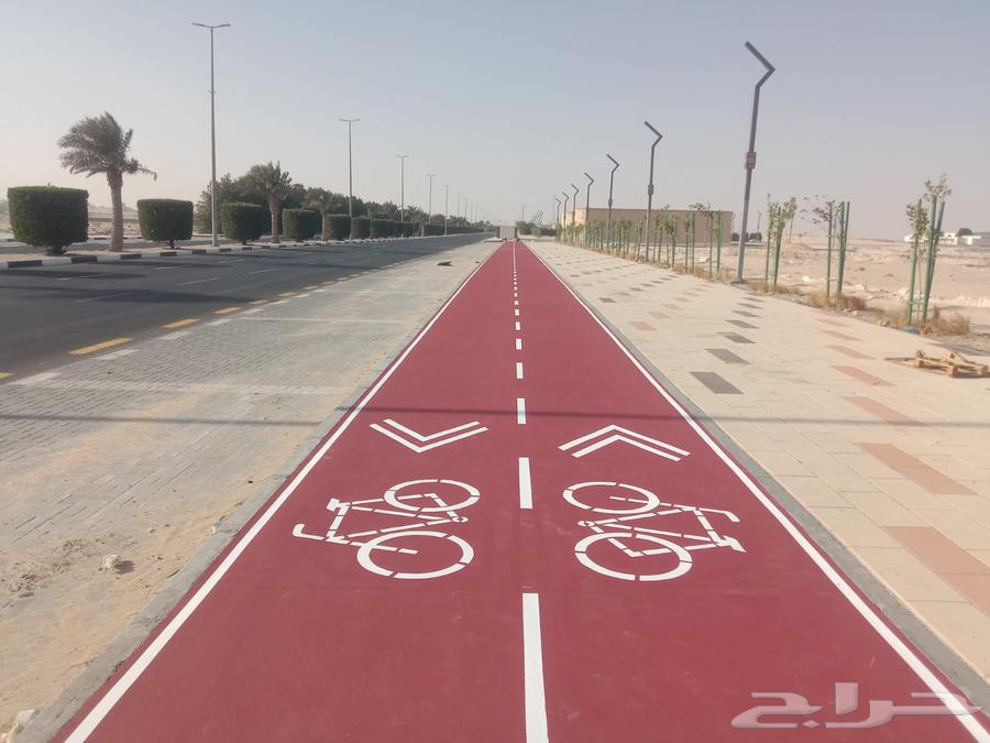 نحن شركة رائدة في مجال الملاعب الترفيهية والعشب الصناعي مشا64518132849794111