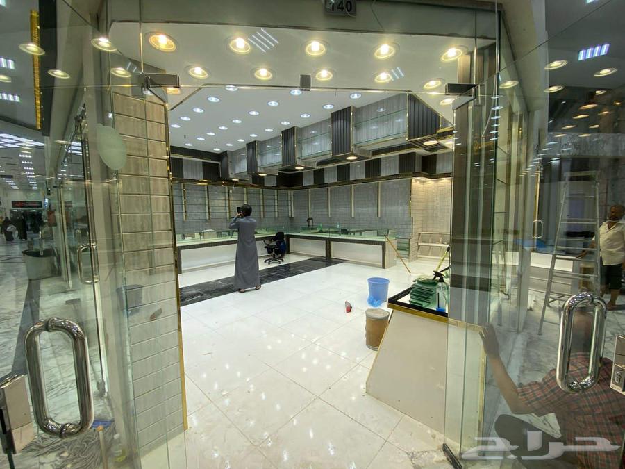 لجميع انواع الديكورات المحلات64513589837698111