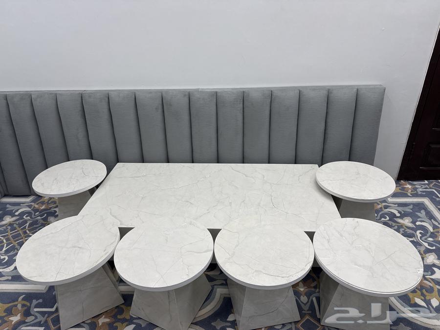 طاوله بديل رخام معها 6 خدمه استخدام جديد ب500قابل للتفاوض64525005833347110